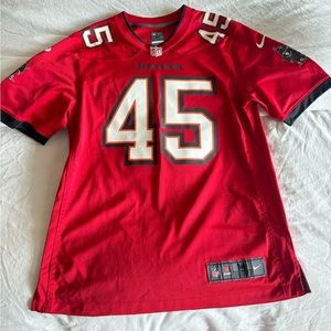 Size M Tampa Bay Bucs Jersey